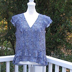 Parker flutter sleeve v neck polyester Small top shirt blouse pullover luxury